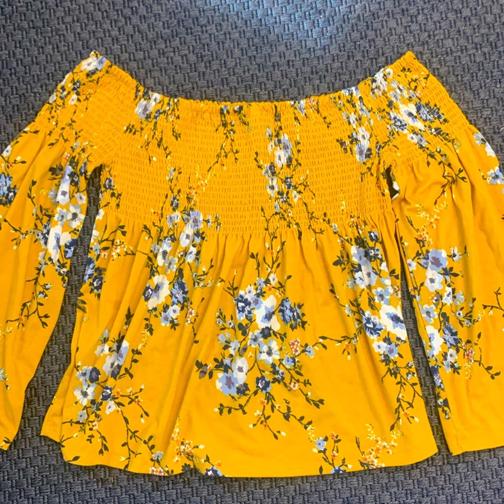 Floral cold shoulder smocked top